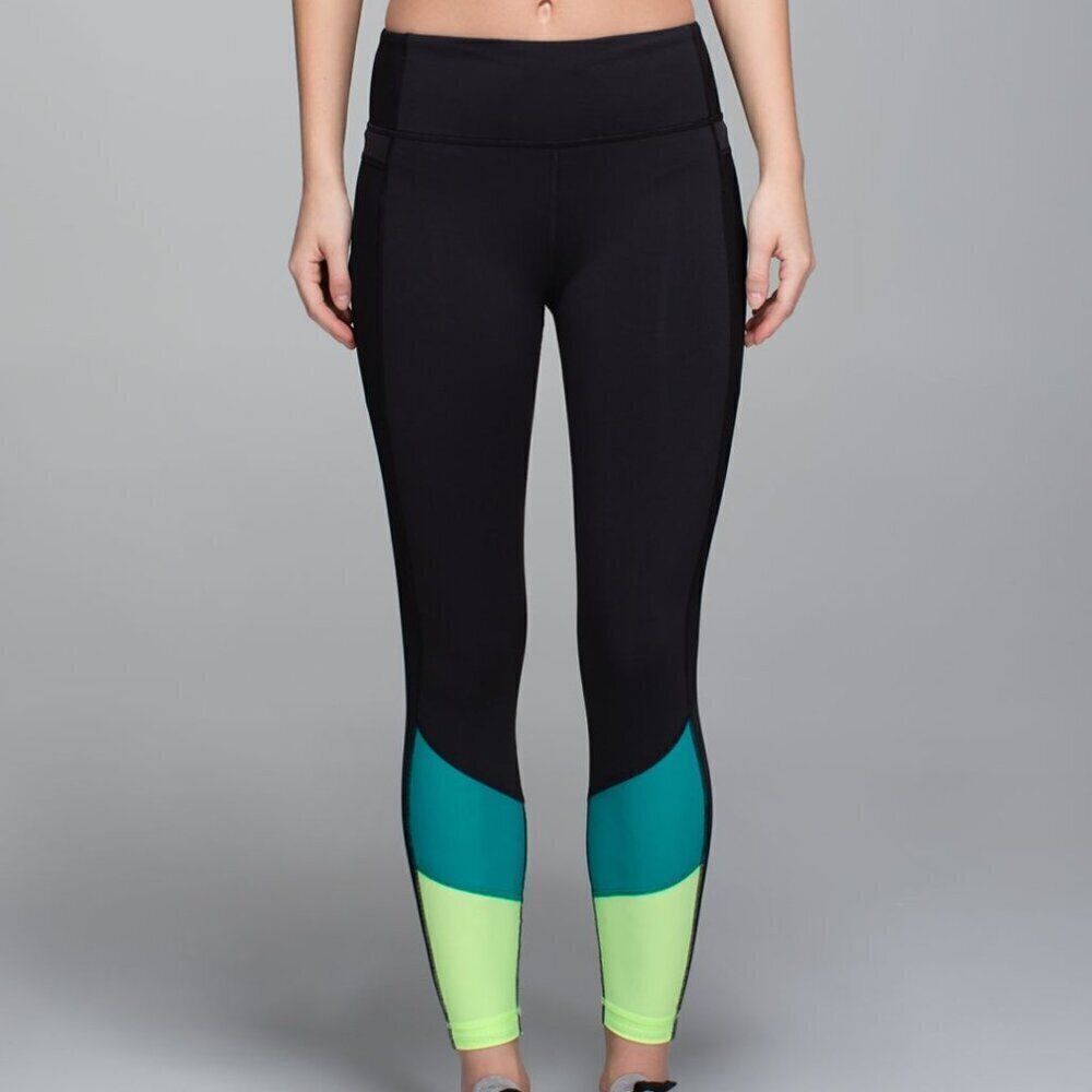 Lululemon Trail Bound 7/8 Tight Size 6